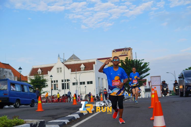 Race photo from Isoplus Run 2024 Surabaya