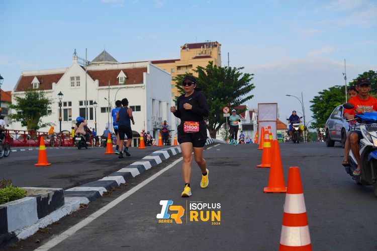 Race photo from Isoplus Run 2024 Surabaya