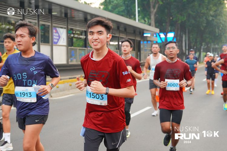 Race photo from Nu Skin Run 10K
