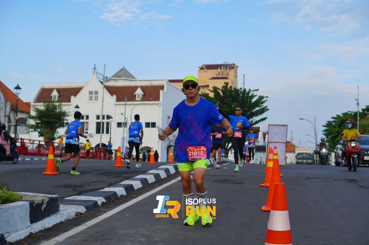 Race photo from Isoplus Run 2024 Surabaya