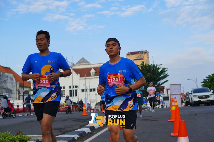 Race photo from Isoplus Run 2024 Surabaya