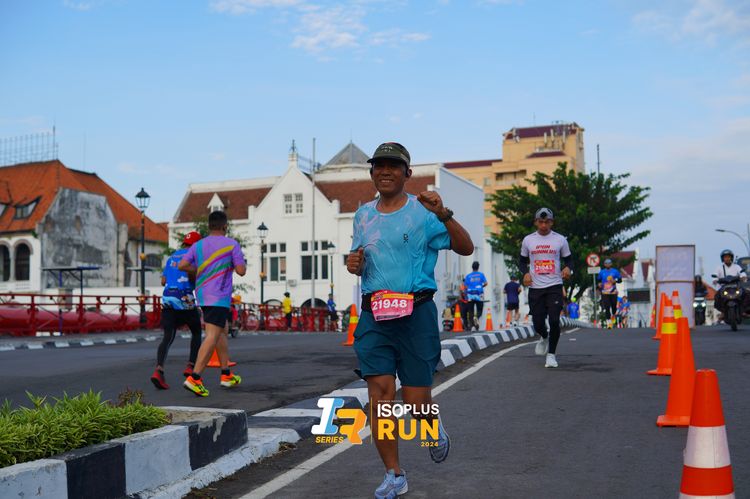 Race photo from Isoplus Run 2024 Surabaya