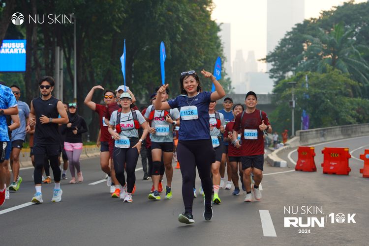 Race photo from Nu Skin Run 10K