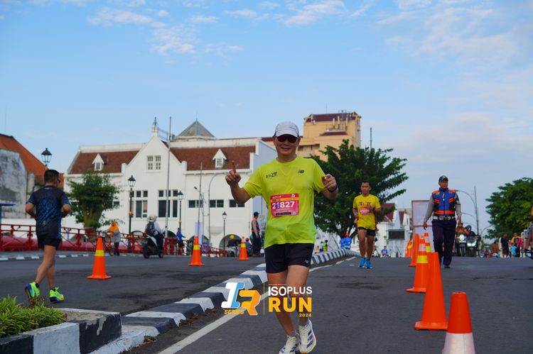 Race photo from Isoplus Run 2024 Surabaya