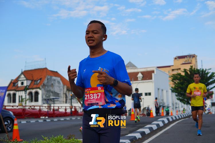 Race photo from Isoplus Run 2024 Surabaya