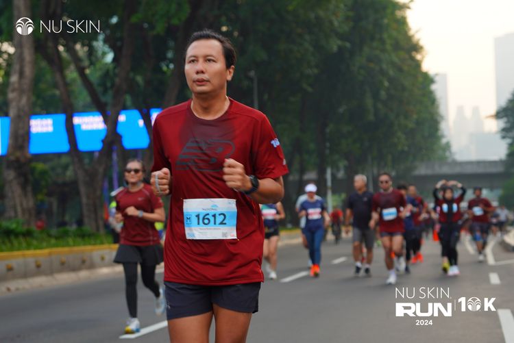Race photo from Nu Skin Run 10K