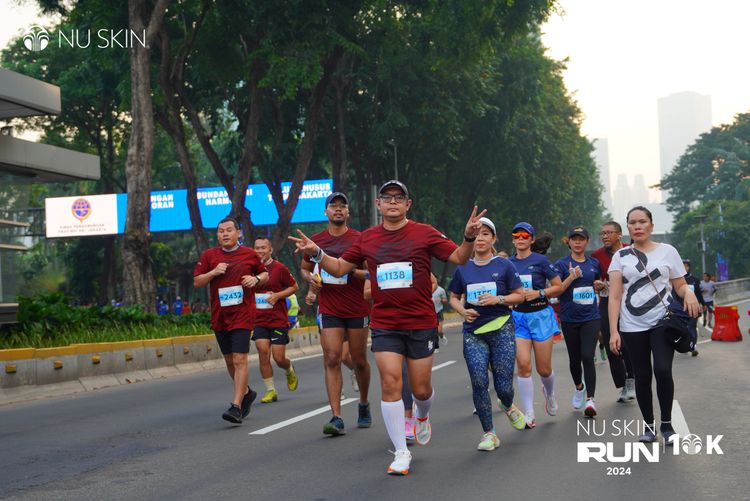 Race photo from Nu Skin Run 10K
