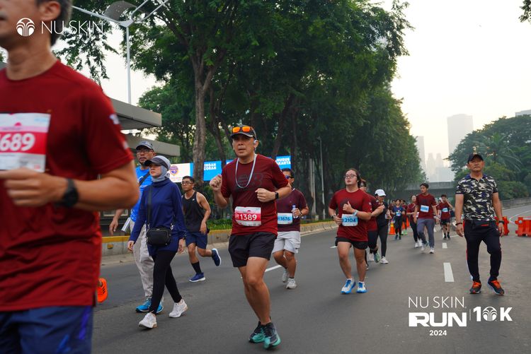 Race photo from Nu Skin Run 10K