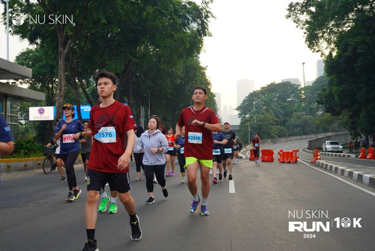 Race photo from Nu Skin Run 10K