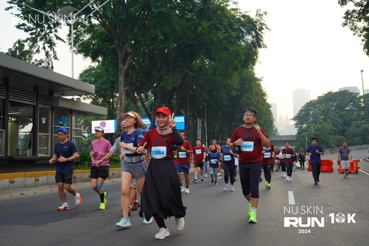 Race photo from Nu Skin Run 10K