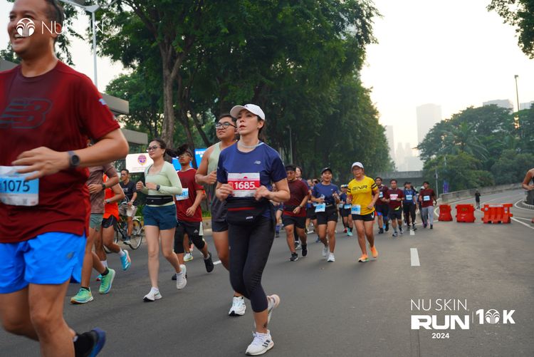 Race photo from Nu Skin Run 10K