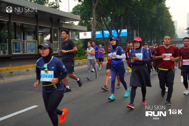 Race photo from Nu Skin Run 10K