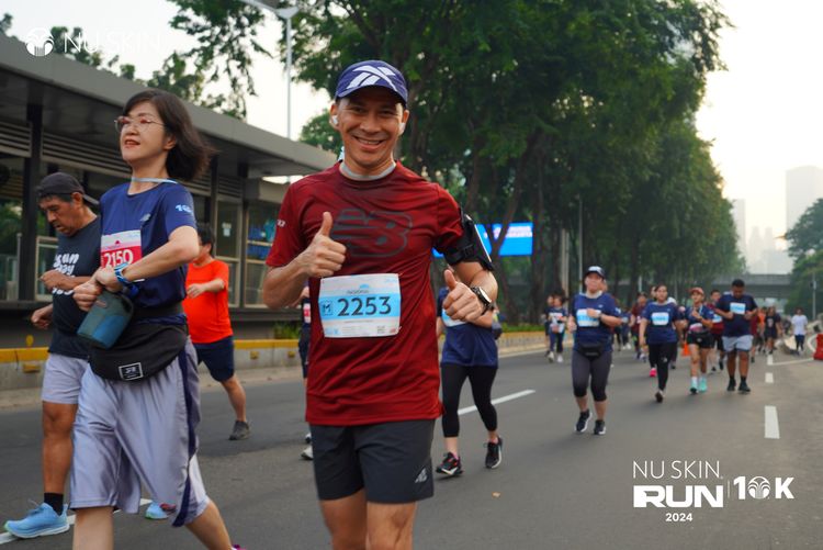 Race photo from Nu Skin Run 10K