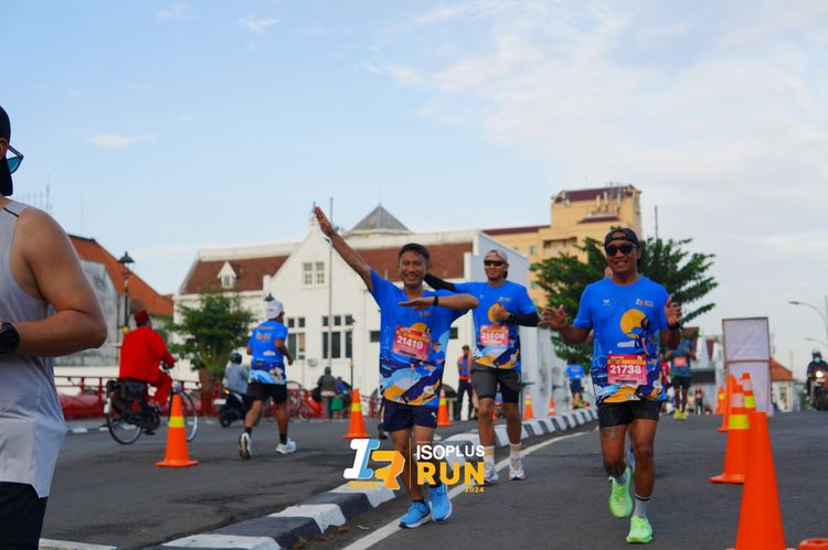 Race photo from Isoplus Run 2024 Surabaya