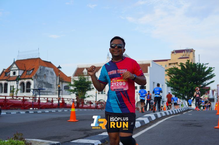 Race photo from Isoplus Run 2024 Surabaya