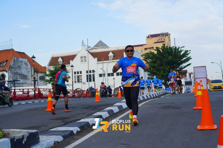Race photo from Isoplus Run 2024 Surabaya