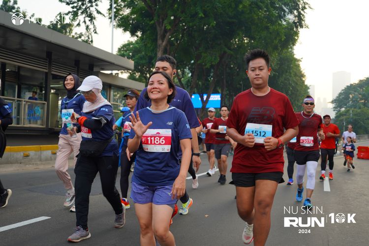 Race photo from Nu Skin Run 10K