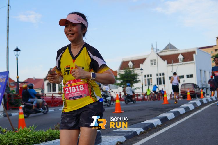 Race photo from Isoplus Run 2024 Surabaya