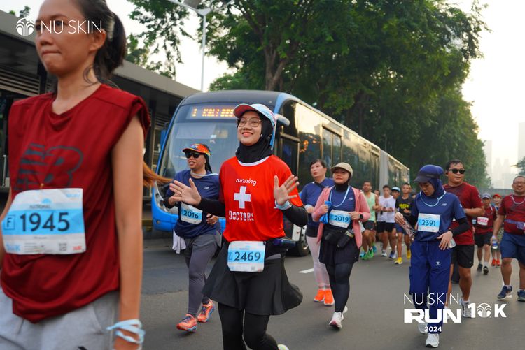 Race photo from Nu Skin Run 10K