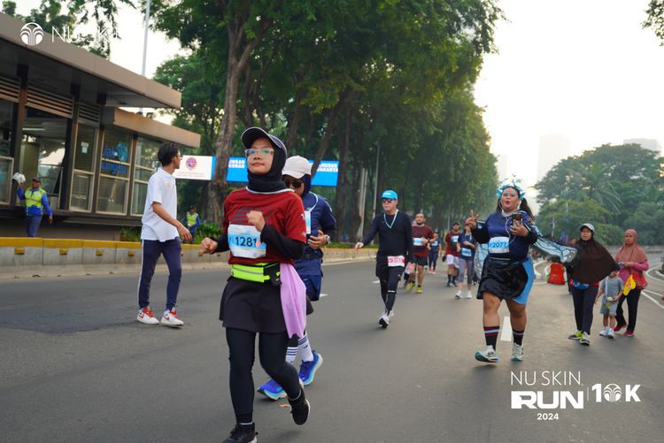 Race photo from Nu Skin Run 10K