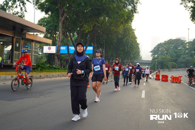 Race photo from Nu Skin Run 10K