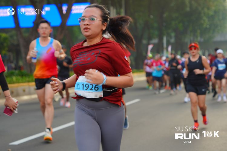 Race photo from Nu Skin Run 10K