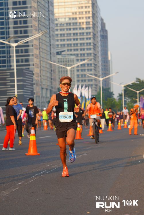 Race photo from Nu Skin Run 10K
