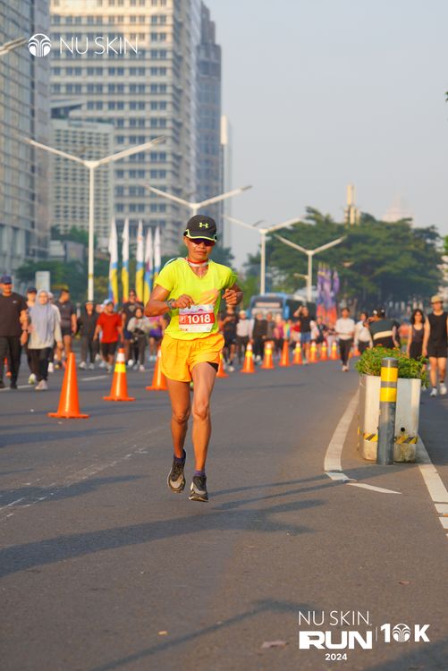Race photo from Nu Skin Run 10K