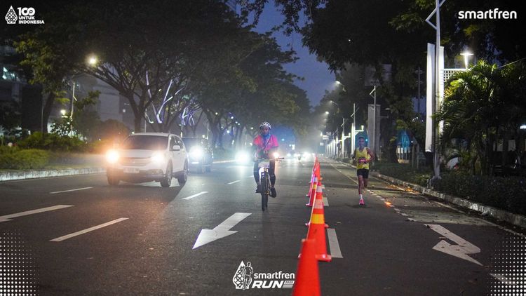 Race photo from Smartfren Run 2025 
