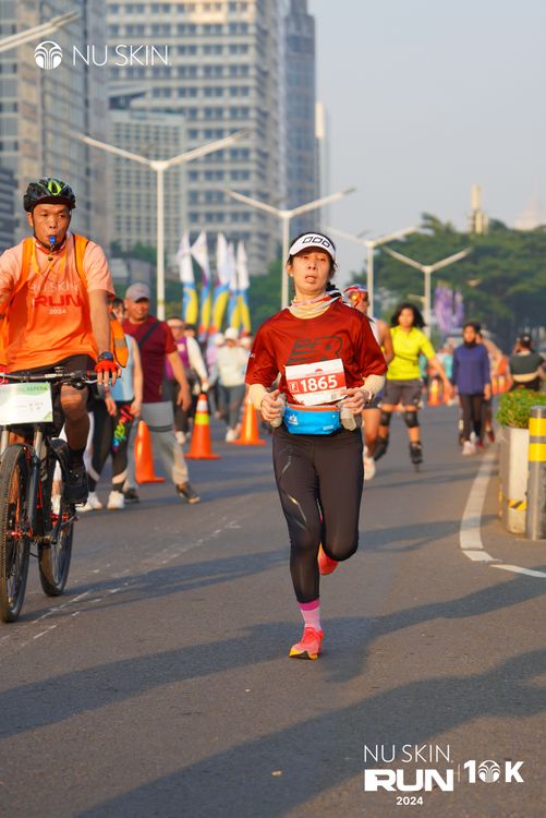 Race photo from Nu Skin Run 10K