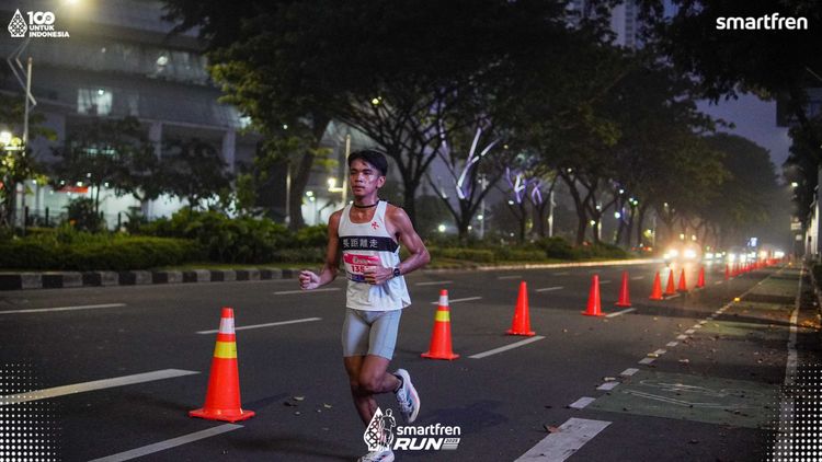 Race photo from Smartfren Run 2025 