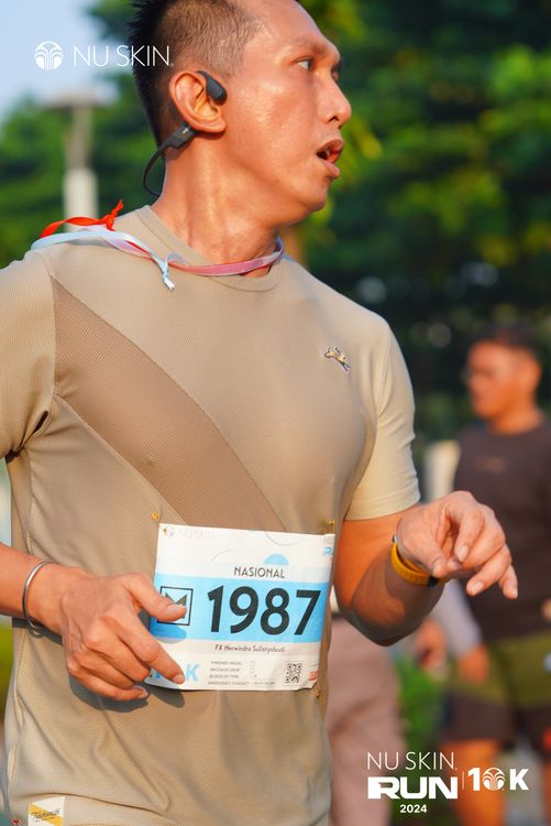 Race photo from Nu Skin Run 10K