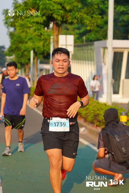 Race photo from Nu Skin Run 10K