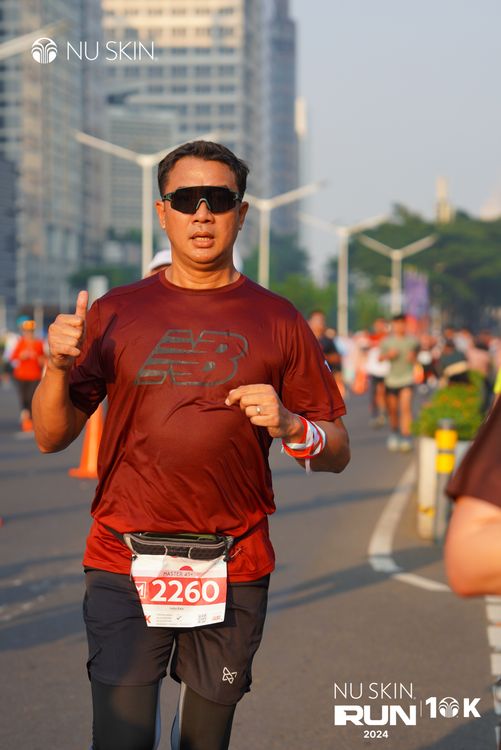 Race photo from Nu Skin Run 10K