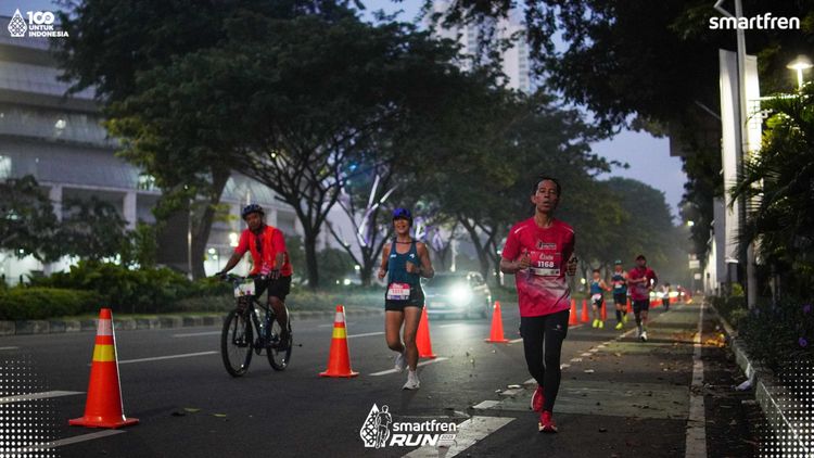 Race photo from Smartfren Run 2025 