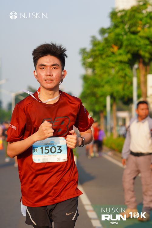 Race photo from Nu Skin Run 10K