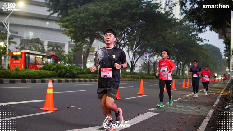 Race photo from Smartfren Run 2025 