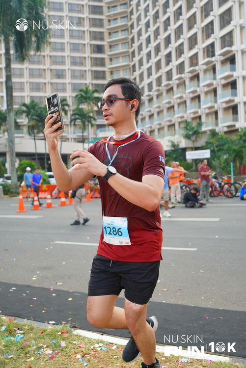 Race photo from Nu Skin Run 10K