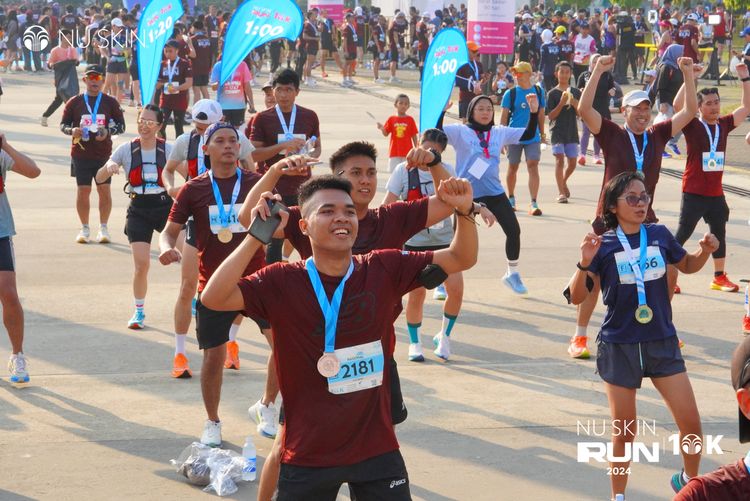 Race photo from Nu Skin Run 10K