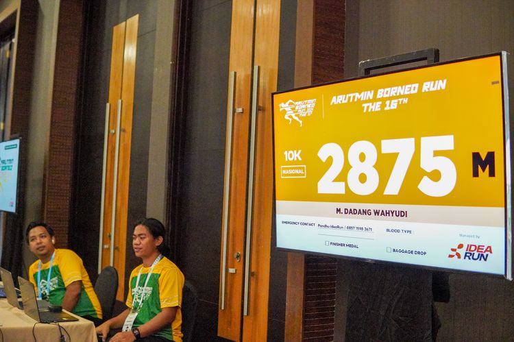 Race photo from Arutmin Borneo Run 2024