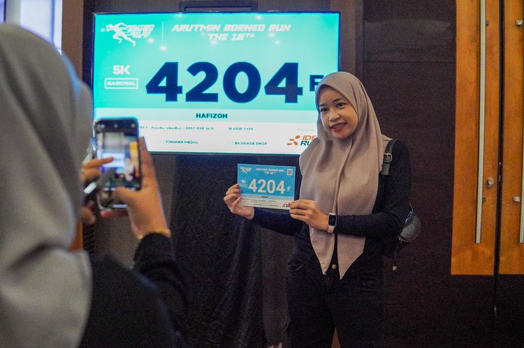 Race photo from Arutmin Borneo Run 2024