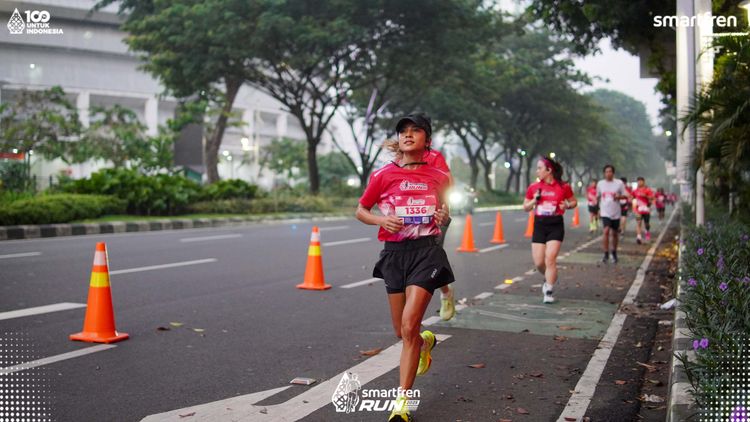 Race photo from Smartfren Run 2025 