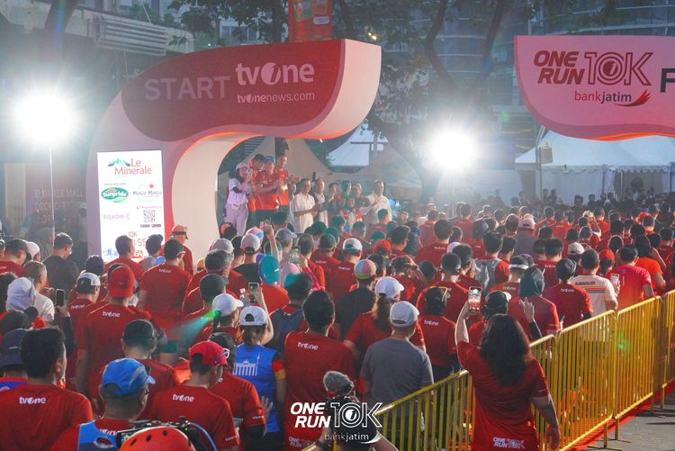 Race photo from ONE RUN 10 K