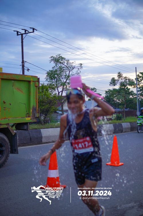 Race photo from Arutmin Borneo Run 2024
