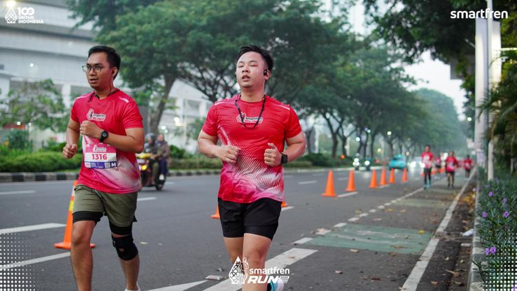 Race photo from Smartfren Run 2025 