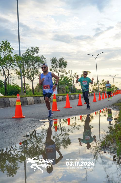 Race photo from Arutmin Borneo Run 2024