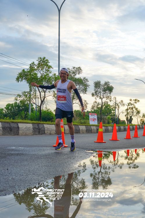 Race photo from Arutmin Borneo Run 2024
