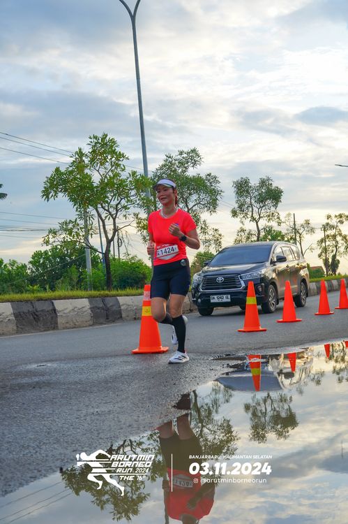 Race photo from Arutmin Borneo Run 2024