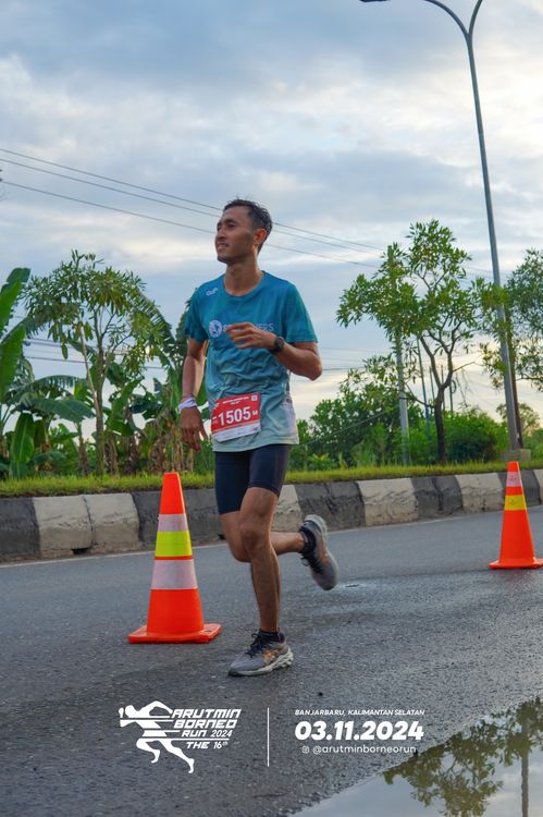 Race photo from Arutmin Borneo Run 2024