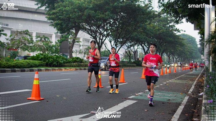 Race photo from Smartfren Run 2025 